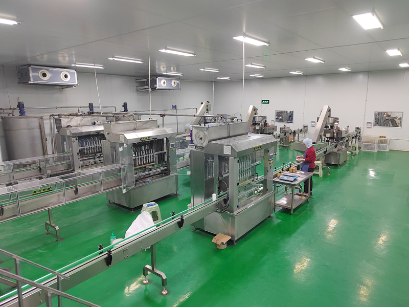 自動醬料灌裝生產線裝配車間